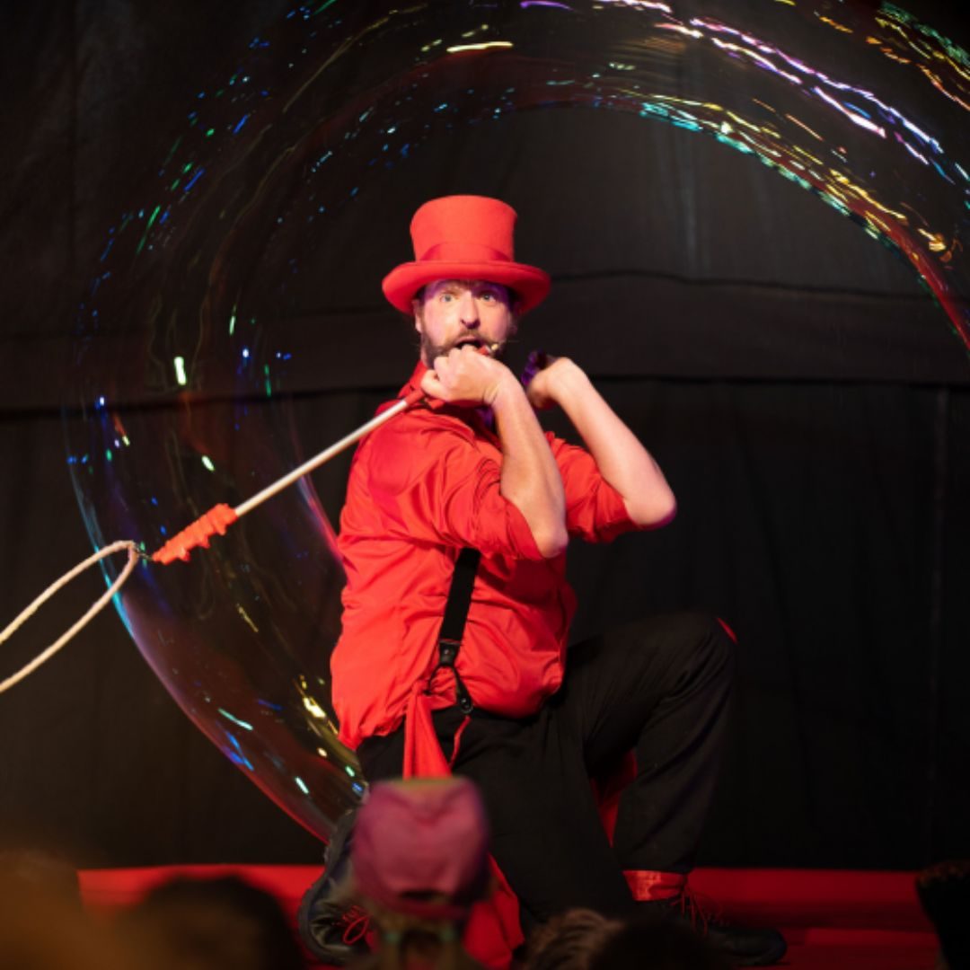 Bubble wizard piglets