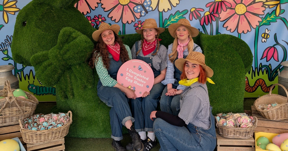 Piglets Easter Graphics (13)